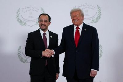 Никос Христодулидис - Дональд Трамп - Сулейман Сойлу - Джевдет Йылмаз - Туфан Эрхурман - Али Мурат Башери - Христодулидис обсудил кипрскую проблему с Дональдом Трампом - cyprusbutterfly.com.cy - Кипр - Никосия - Турция - Сша - Президент