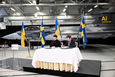 Владимир Зеленский - Швеция может поставить Украине до 150 истребителей Gripen - kiprinform.com - Украина - Швеция - Президент