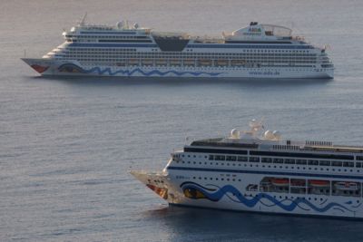 В Пафос прибыл роскошный круизный лайнер Explora I - cyprusbutterfly.com.cy - Кипр - Турция - Сша - Лимассол - Пафос - Като - Като Пафоса