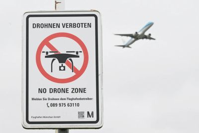 Германия разрешит полиции сбивать нарушающие беспилотники для защиты воздушного пространства - kiprinform.com - Россия - Москва - Украина - Евросоюз - деревня Ляйен - Германия - Берлин - Президент