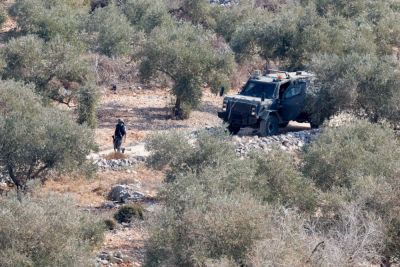 Израильские поселенцы напали на палестинцев и подожгли имущество на Западном берегу - kiprinform.com - Израиль - Палестина