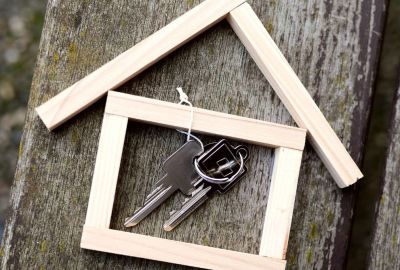 45-летний житель Кипра взял 103 000 евро на покупку квартир на Кипре. Через два месяца он вернул только 4860 евро - evropakipr.com - Кипр