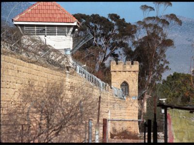 Женщина приговорена к 15 годам тюрьмы за попытку ввоза 35 кг каннабиса через аэропорт Ларнаки - kiprinform.com - Кипр - Сша - Ларнака