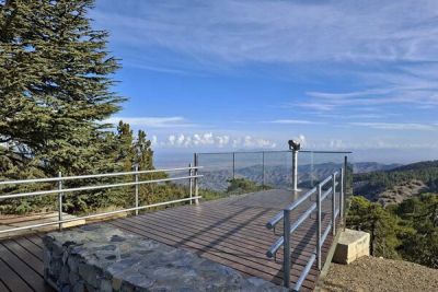 В Троодосе после ремонта открыли смотровую площадку - cyprusbutterfly.com.cy