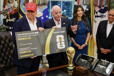 Марко Рубио - Дональд Трамп - FIFA и США запускают приоритетную программу выдачи виз для болельщиков ЧМ-2026 - kiprinform.com - Сша - Швейцария - Канада - Мексика - Президент