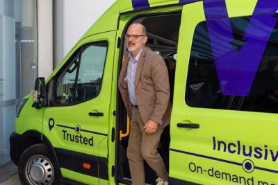 Лимассольский сервис WeeDrive набирает популярность среди семей: безопасные поездки для подростков расширяются - kiprinform.com - Кипр - Яннис