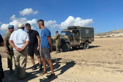 Константинос Летимбиотис - Турецкие военные помешали киприотам обработать землю в буферной зоне - cyprusbutterfly.com.cy - Кипр - Турция - деревня Дения