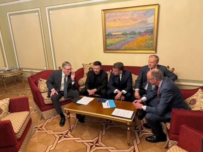 Владимир Путин - Владимир Зеленский - Дональд Трамп - Трамп предлагает присоединиться к потенциальным российско-украинским переговорам в Турции - kiprinform.com - Россия - Москва - Турция - Катар - Саудовская Аравия - Украина - Эмираты - Стамбул - Президент