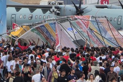 Бурхан Налбантоглу - Унал Устел - Упавшая конструкция на фестивале Teknofest на северном Кипре ранила двух британцев - cyprusbutterfly.com.cy - Кипр - Никосия - Англия