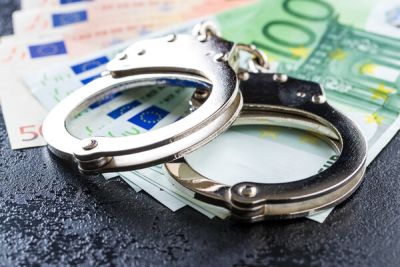 В Лимассоле арестовали мужчину, который вымогал у возлюбленной 20 тысяч евро - cyprusbutterfly.com.cy - Кипр - Лимассол