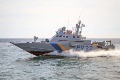 Полиция Кипра произвела предупредительные выстрелы при перехвате лодки с мигрантами: 15 сирийцев задержаны - kiprinform.com - Кипр - Никосия