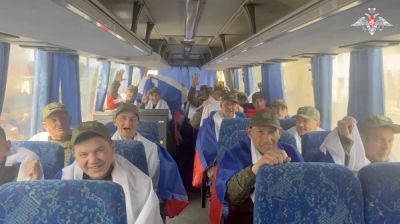Россия и Украина обменялись военнопленными, Москва передала Киеву тела 1200 погибших солдат - kiprinform.com - Россия - Москва - Белоруссия - Украина - Киев - Стамбул