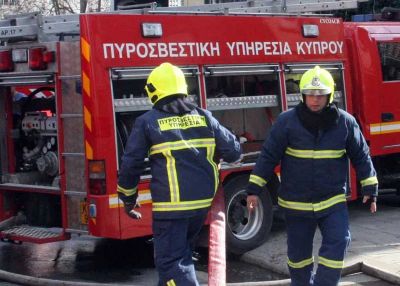 Андреас Кеттис - Пожарная служба Никосии отреагировала на два инцидента: Возгорание кислородных баллонов и пожар из-за неисправности охладителя - kiprinform.com - Кипр - Никосия