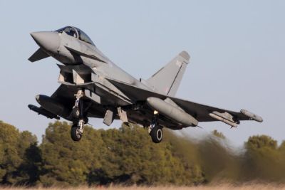 Джон Хили - Кейр Стармер - Дэвид Лэмми - 14 британских истребителей Typhoon размещены на базе Акротири на Кипре - cyprusbutterfly.com.cy - Кипр - Сша - Англия - Вашингтон - Лондон - Иран - Тегеран