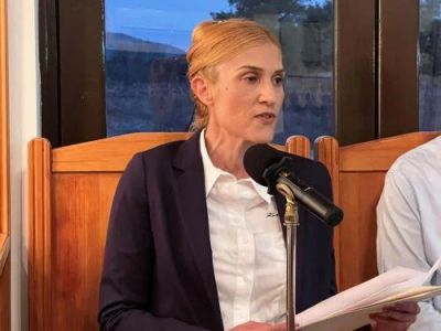 Анна Аристотелус - Анна Аристотелус отстранена от должности из-за найденных секретных документов - kiprinform.com - Кипр - Никосия