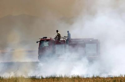 Пожар в Финикарии (Лимассол) быстро локализован: Причиной стало использование электроинструмента без разрешения - kiprinform.com - Кипр