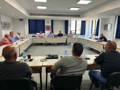 Отельеры Кипра сталкиваются с забастовкой: Профсоюзы требуют выполнения соглашений, бизнес-группы призывают к вмешательству правительства - kiprinform.com - Кипр - Никосия