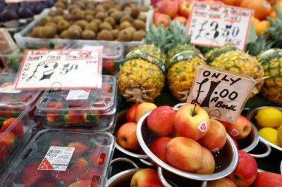 Инфляция цен на продукты питания в Великобритании достигла 5,2%, усиливая давление на домохозяйства - kiprinform.com - Сша - Англия - Лондон