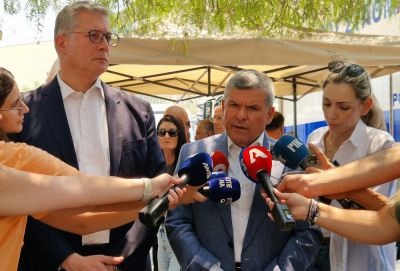 Никосом Христодулидисом - Андреас Папандреу - Константинос Комбос - Международная помощь Кипру в борьбе с лесными пожарами: Авиация из Египта, Греции, ЕС, Великобритании и Израиля направляется в Лимассол - kiprinform.com - Кипр - Израиль - Египет - Англия - Евросоюз - Греция - Президент