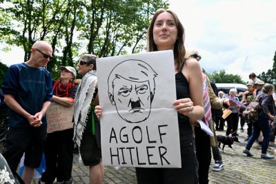 Дональд Трамп - Кир Стармер - Джеффри Эпштейн - Трамп в Шотландии: Гольф и подготовка к встречам на фоне скандала с Эпштейном - kiprinform.com - Сша - Англия - деревня Ляйен - Шотландия - Президент