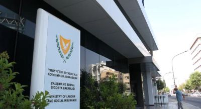 Яннис Панайоту - Министерство труда Кипра активизировало усилия по предотвращению забастовки в гостиничном секторе - kiprinform.com - Кипр - Никосия