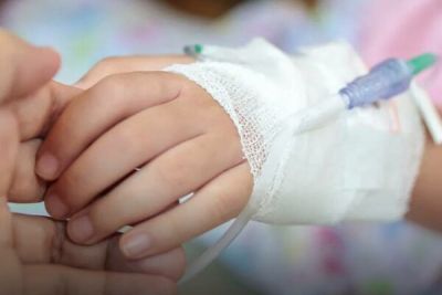 В Лимассоле трёхлетняя девочка выпала с третьего этажа многоквартирного дома - cyprusbutterfly.com.cy