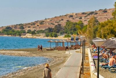 В Лимассоле закрыли пляжи из-за загрязнения - cyprusbutterfly.com.cy