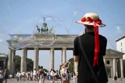 Берлин пытается привлечь туристов, несмотря на стагнацию и сокращение бюджета на культуру - kiprinform.com - Германия - Берлин