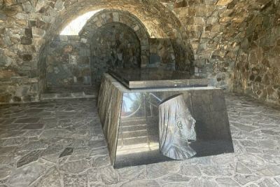 Николас Пападопулос - Никоса Христодулидиса - Афина Михаэлиду - архиепископ Георгий - На Кипре почтили память архиепископа Макариоса III - cyprusbutterfly.com.cy - Кипр - Греция - Президент