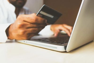 В Лимассоле у двух мужчин украли более €30 000 через онлайн-мошенничество - kiprinform.com - Кипр