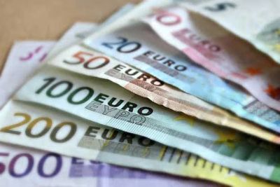 Из автомобиля в Пафосе украли €65 000 - kiprinform.com - Кипр